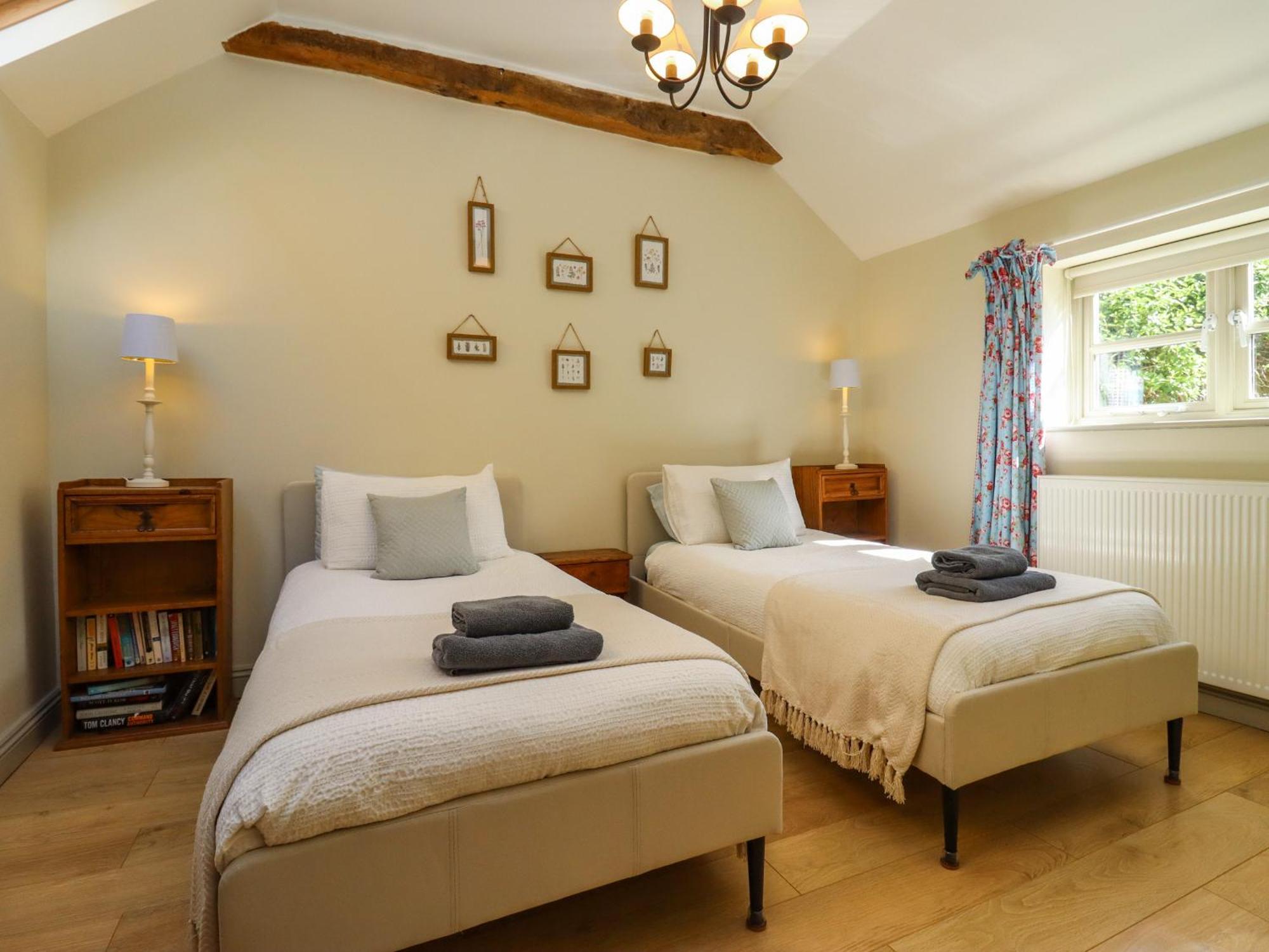 Robins Nest Villa Cheltenham Ngoại thất bức ảnh